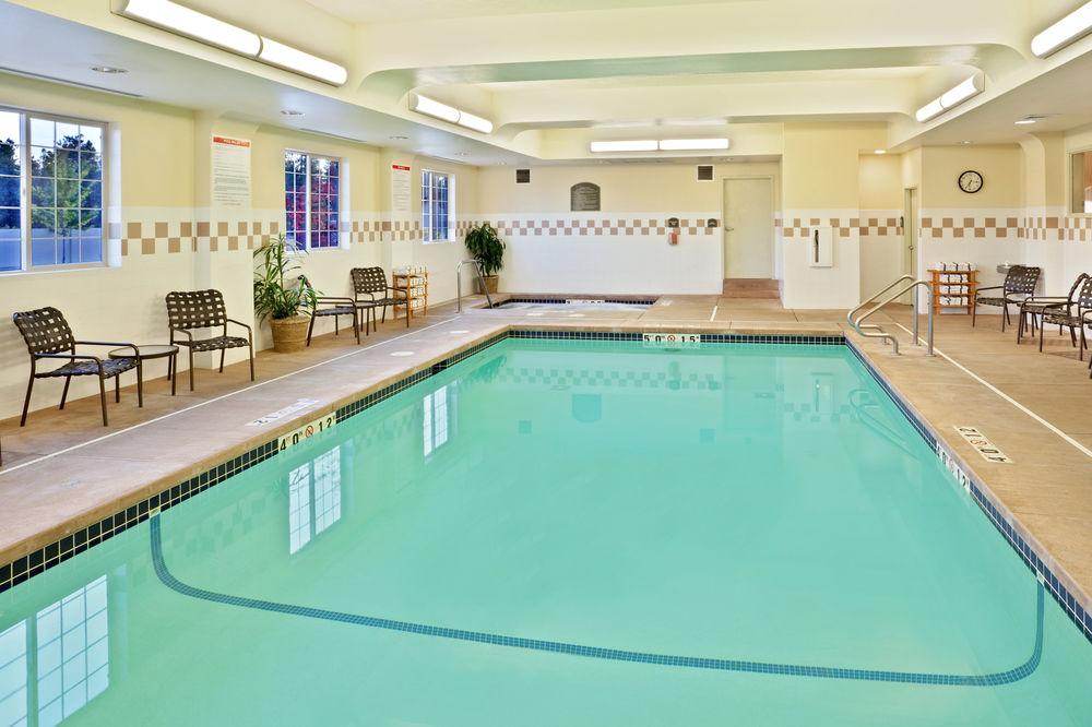 Holiday Inn Express & Suites Cheney By Ihg Bagian luar foto