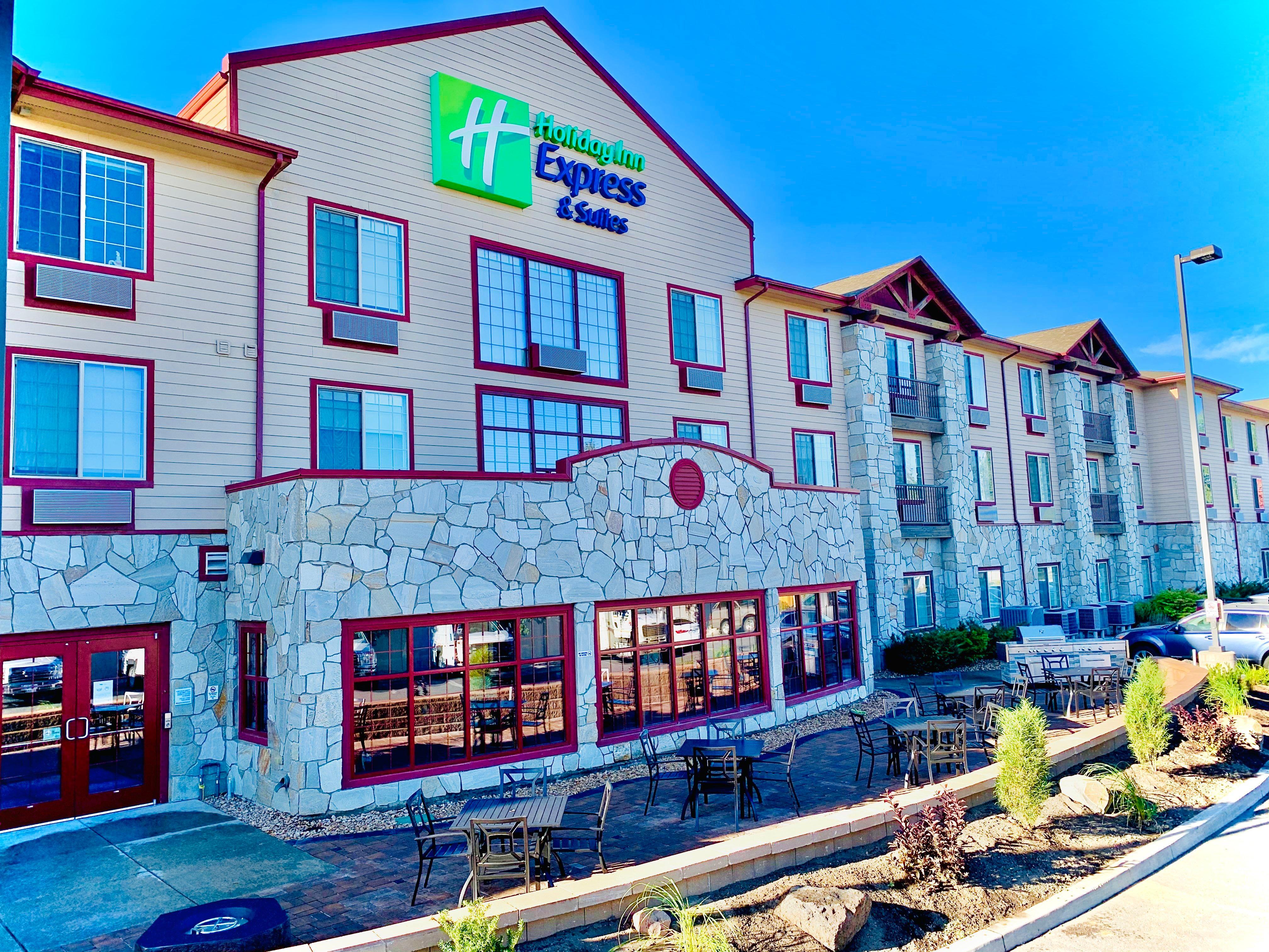 Holiday Inn Express & Suites Cheney By Ihg Bagian luar foto