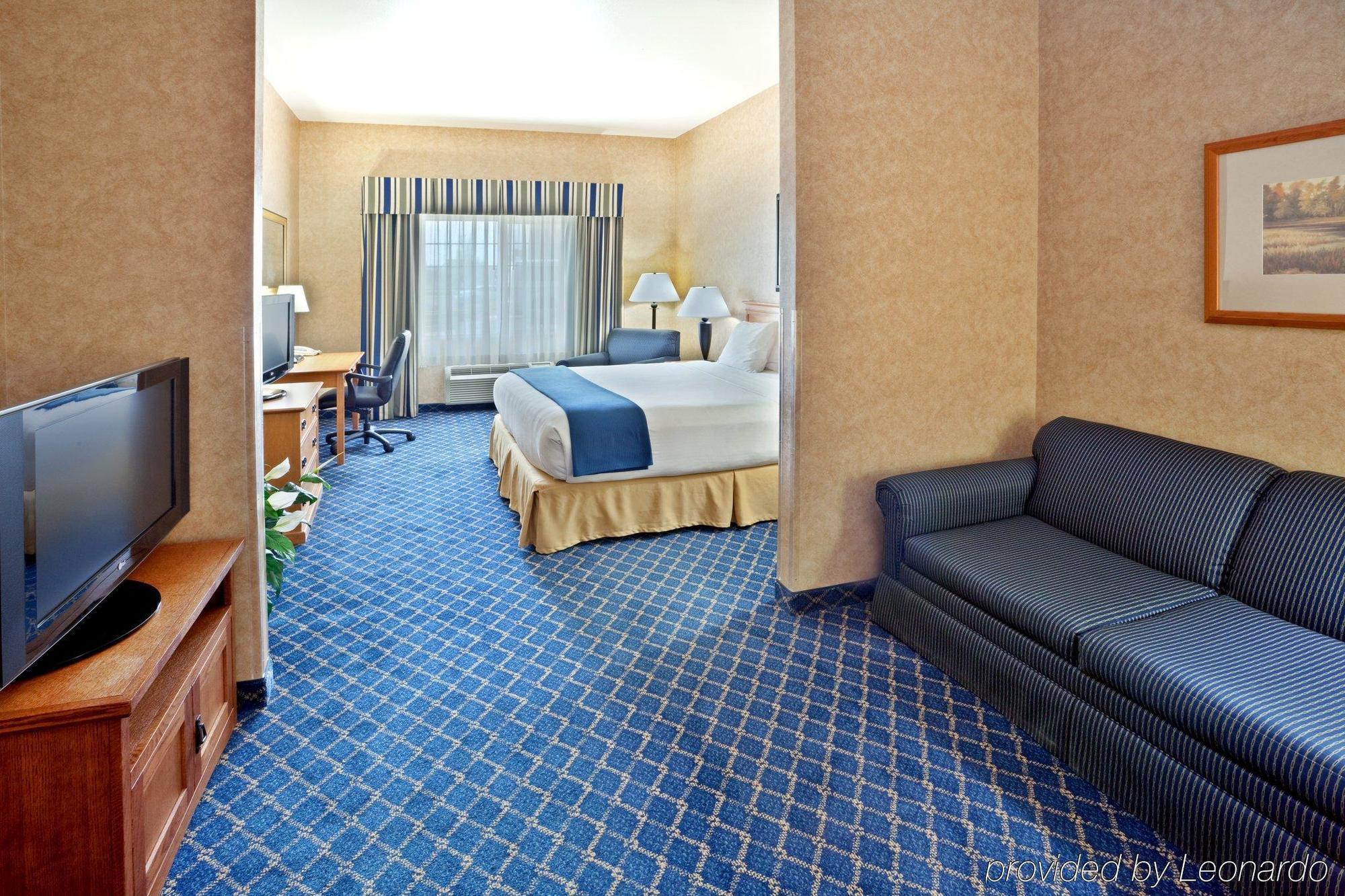 Holiday Inn Express & Suites Cheney By Ihg Ruang foto