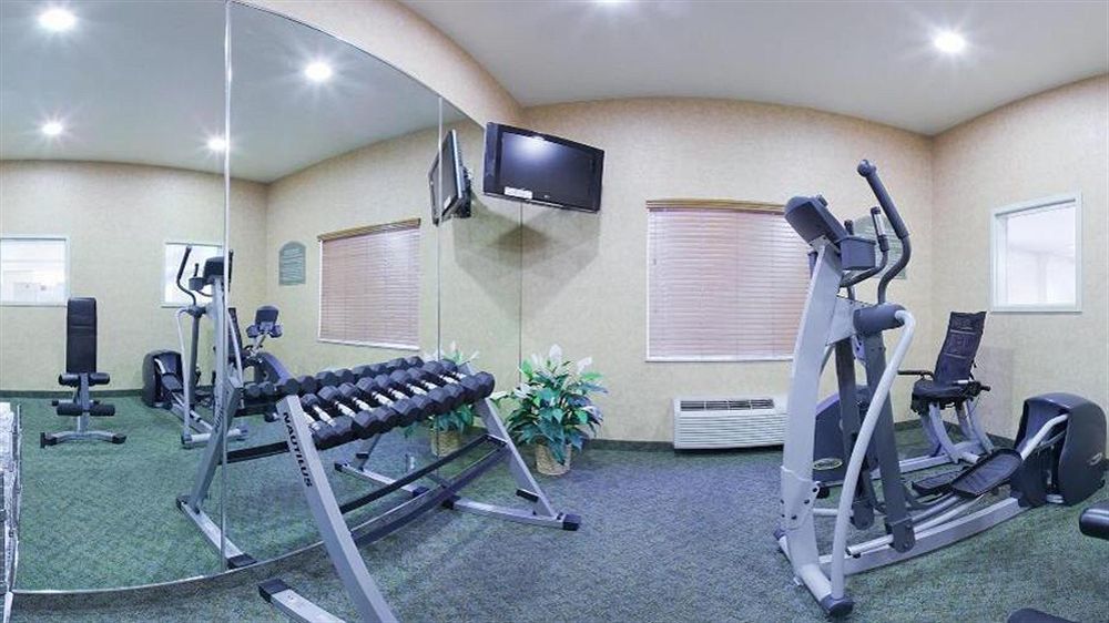 Holiday Inn Express & Suites Cheney By Ihg Bagian luar foto