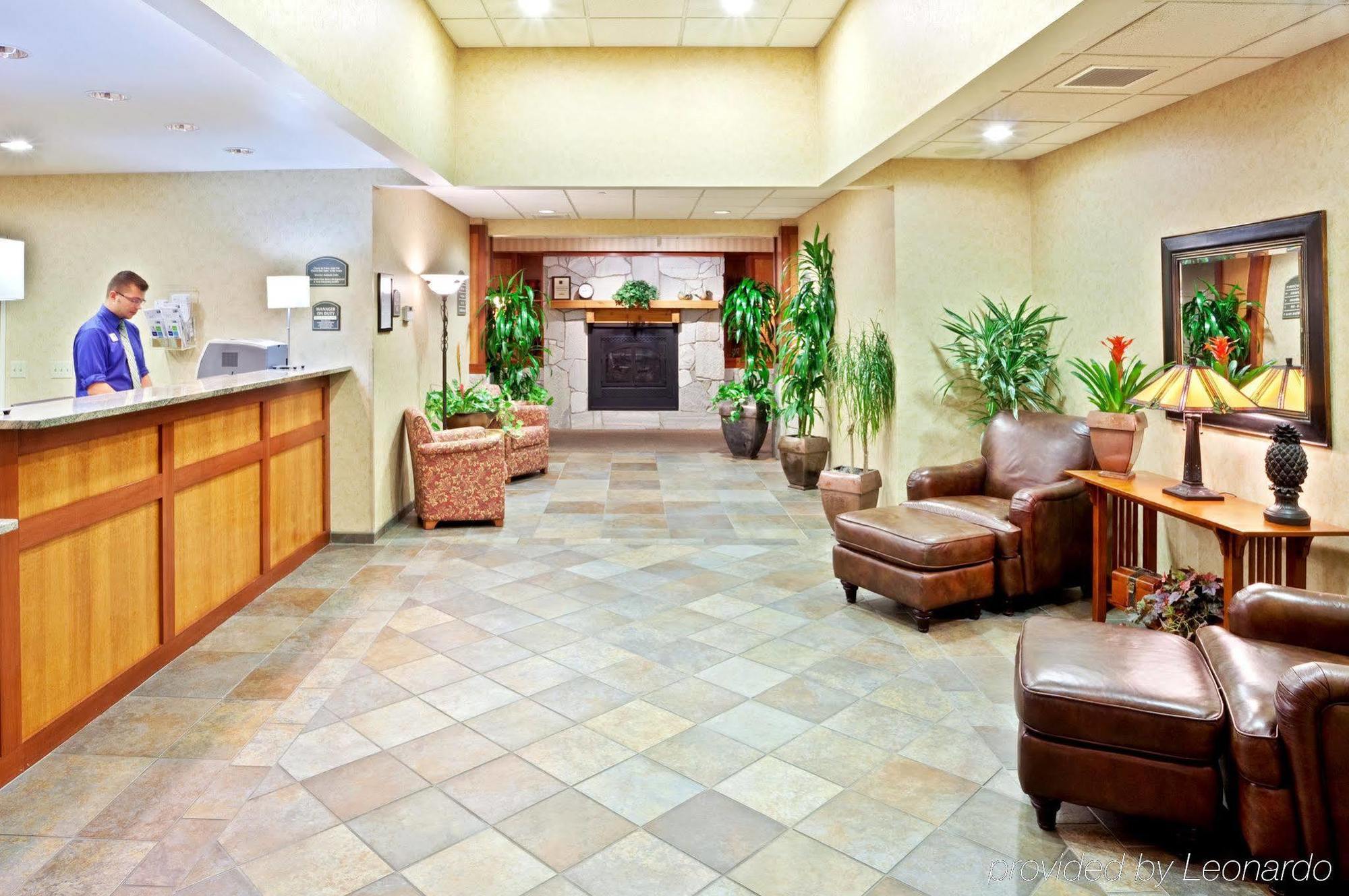Holiday Inn Express & Suites Cheney By Ihg Bagian luar foto