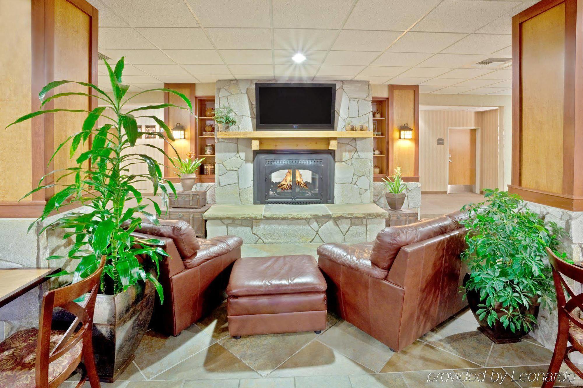 Holiday Inn Express & Suites Cheney By Ihg Bagian luar foto