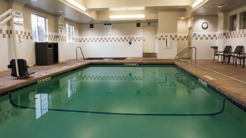 Holiday Inn Express & Suites Cheney By Ihg Bagian luar foto